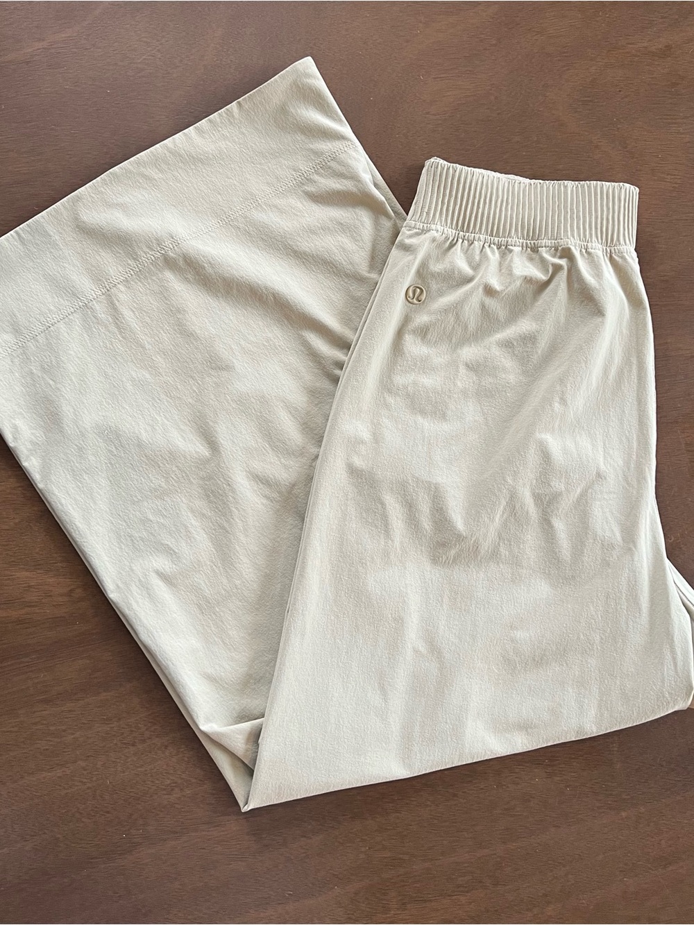 lululemon wide leg crop pants - cream/tan